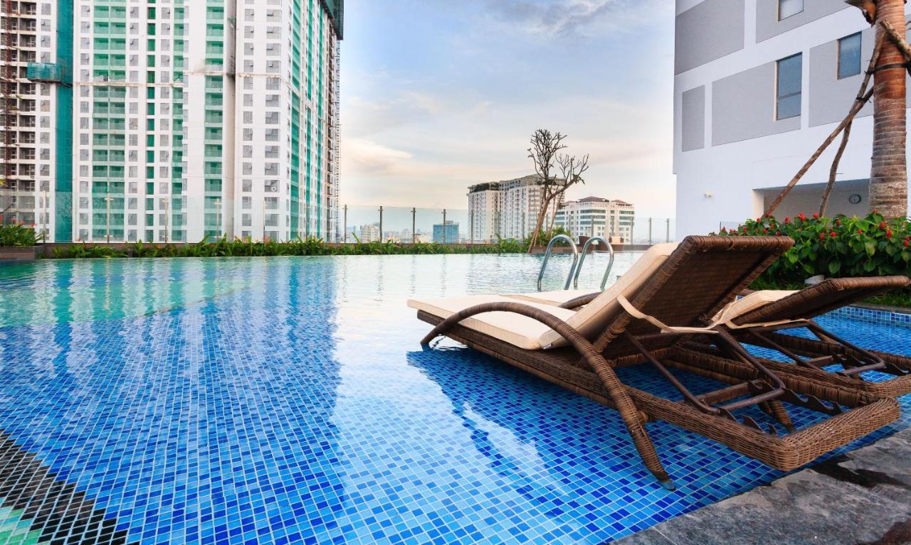River Gate Building - Le Meridien Pool & Gym Хошимин Экстерьер фото