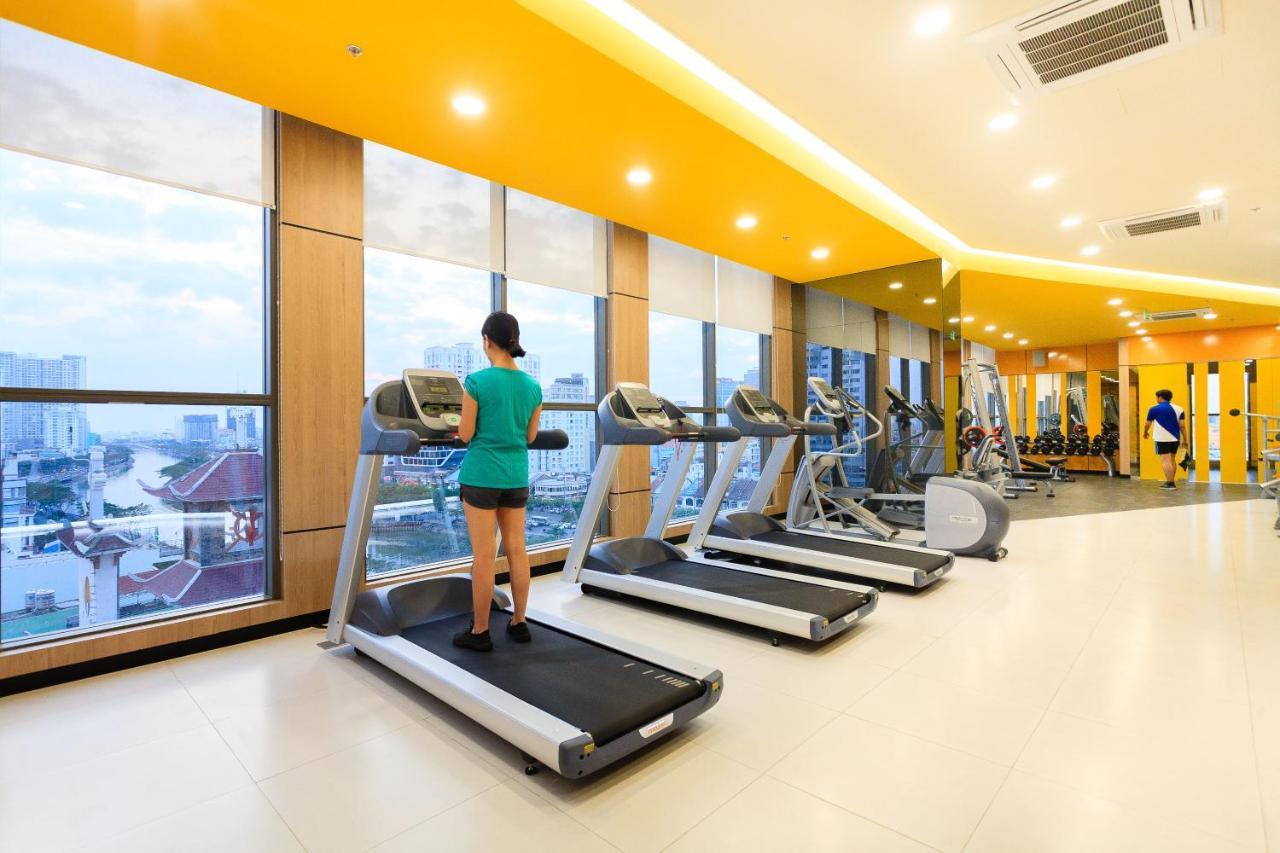 River Gate Building - Le Meridien Pool & Gym Хошимин Экстерьер фото