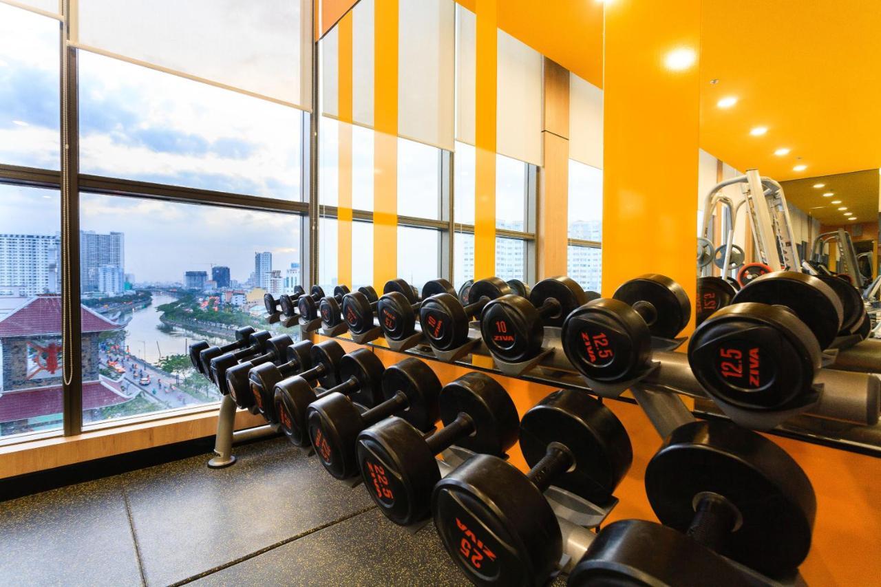 River Gate Building - Le Meridien Pool & Gym Хошимин Экстерьер фото